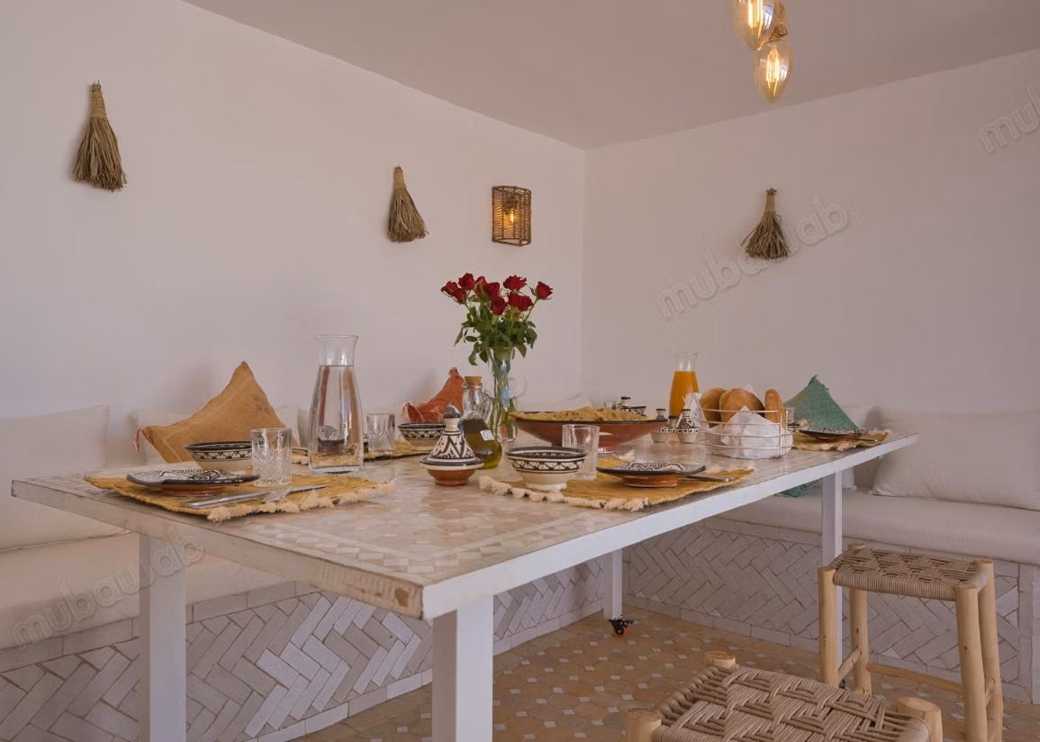 Magnificent riad 3 bedrooms heated pool medina