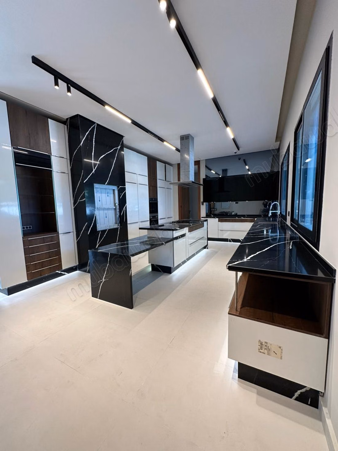 Villa moderne neuf a vendre a souissi