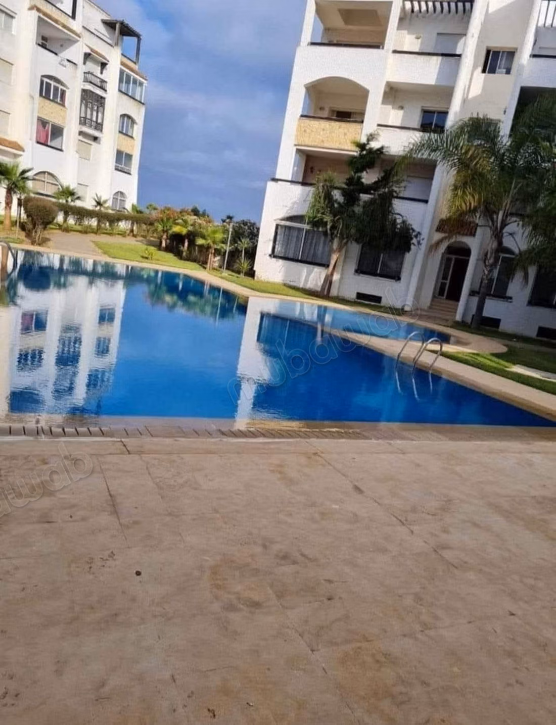 Apartment for sale in Asilah. 1 Room. Concierge and swimming pool
