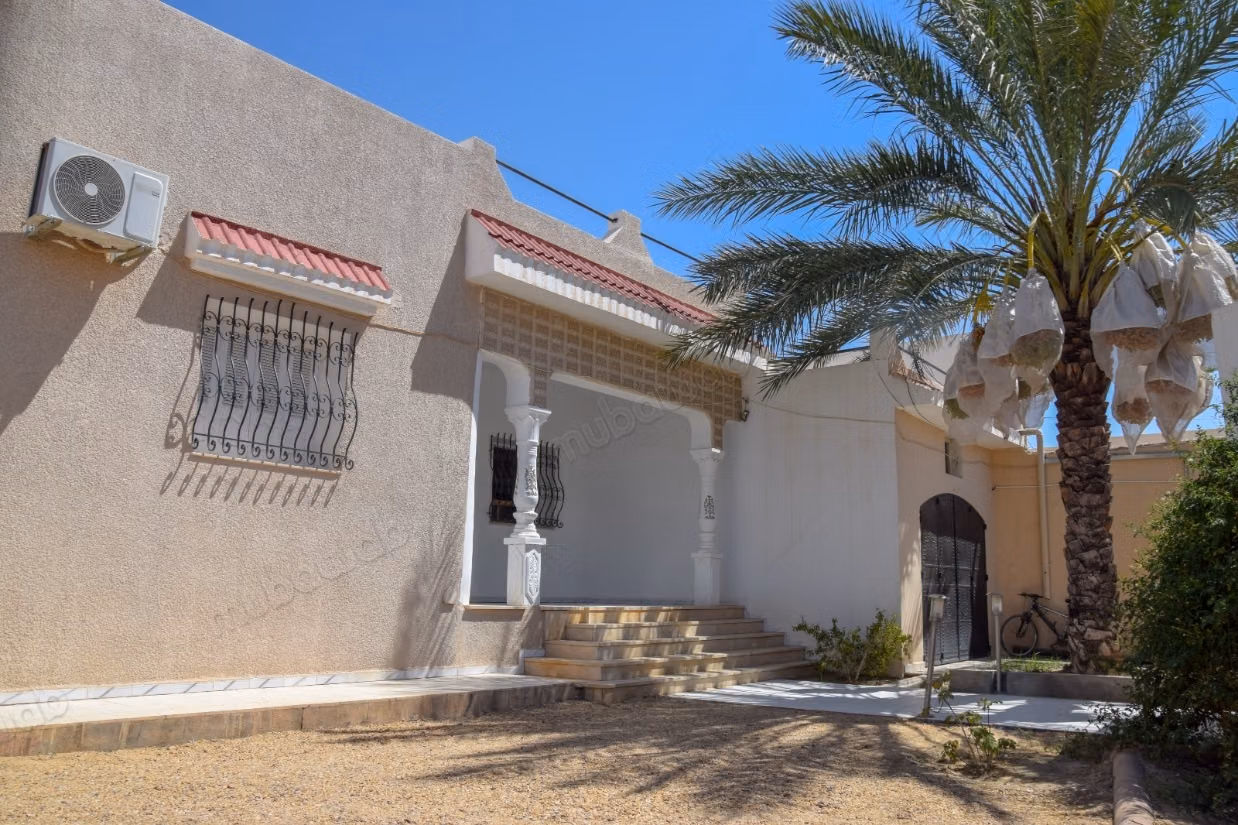 In vendita, villa nuova a Gafsa /630 m² di terreno