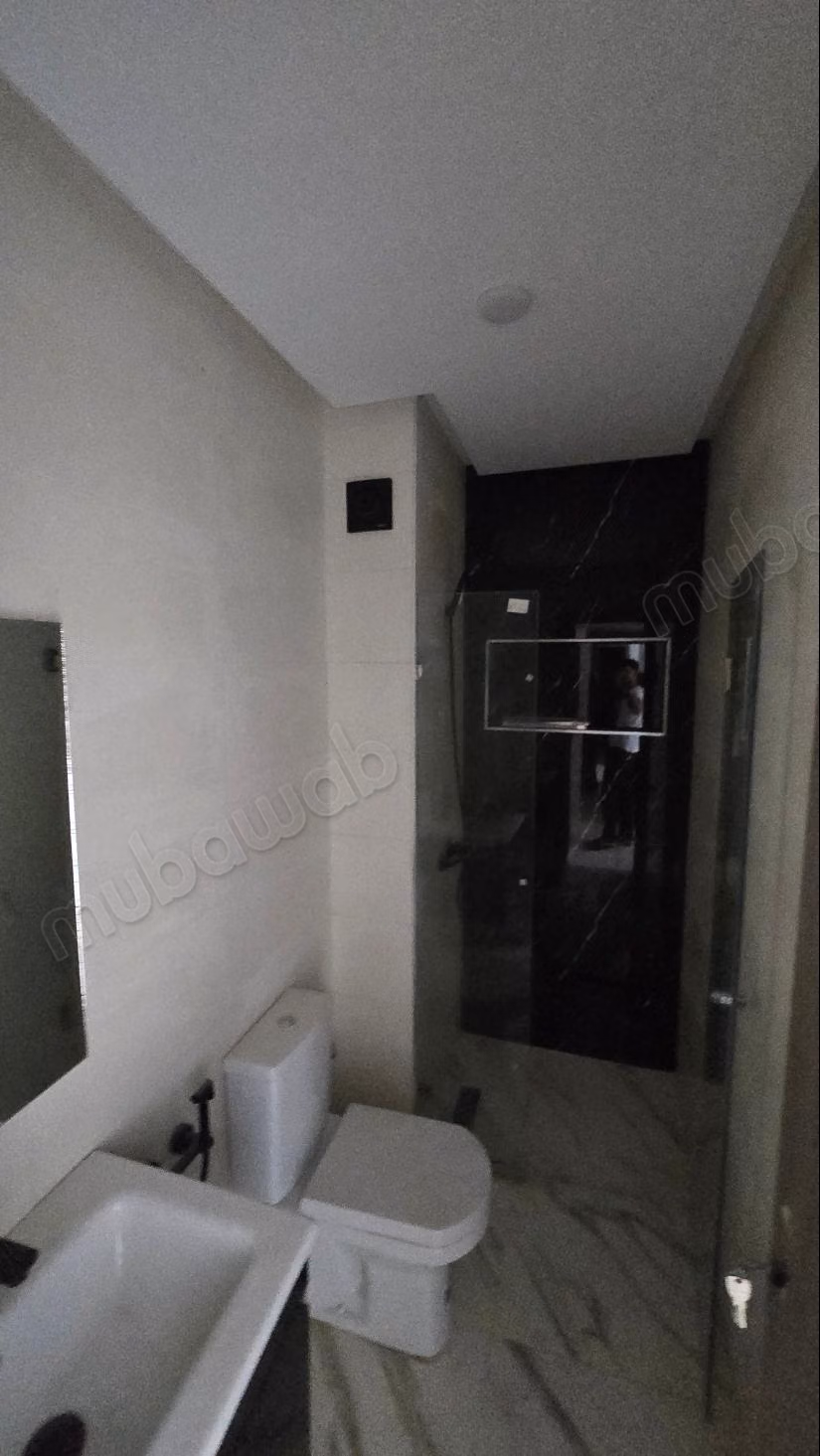 For Sale: Apartment in Mdiq. 2 Beautiful Rooms. Lounge with Moroccan Décor