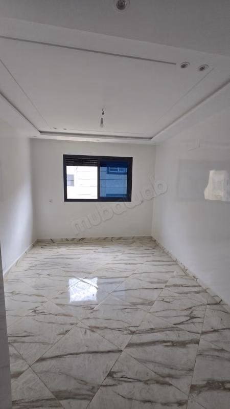 For Sale: Apartment in Mdiq. 2 Beautiful Rooms. Lounge with Moroccan Décor