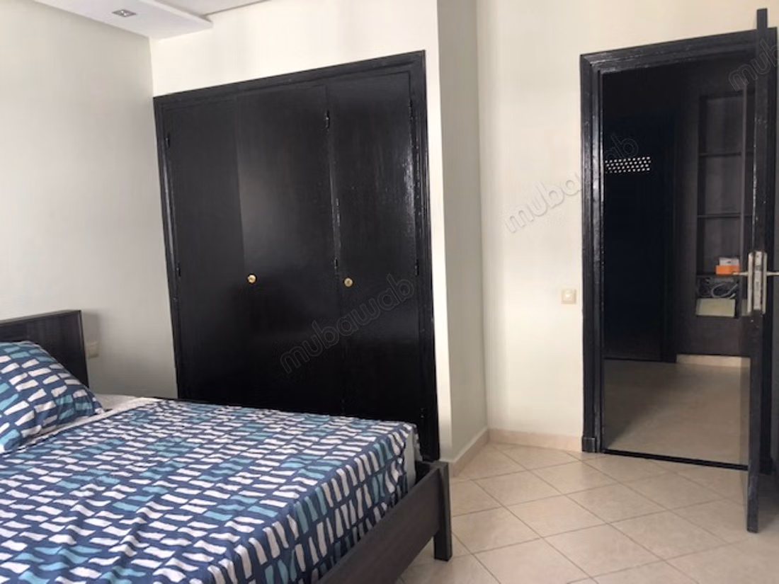 Gestoffeerd appartement met 3 slaapkamers zonder lift