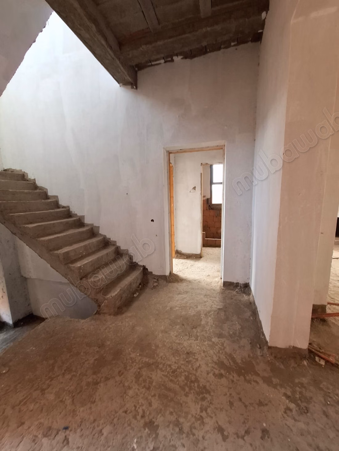 Villa semi-finish 4 camere residenza sicura