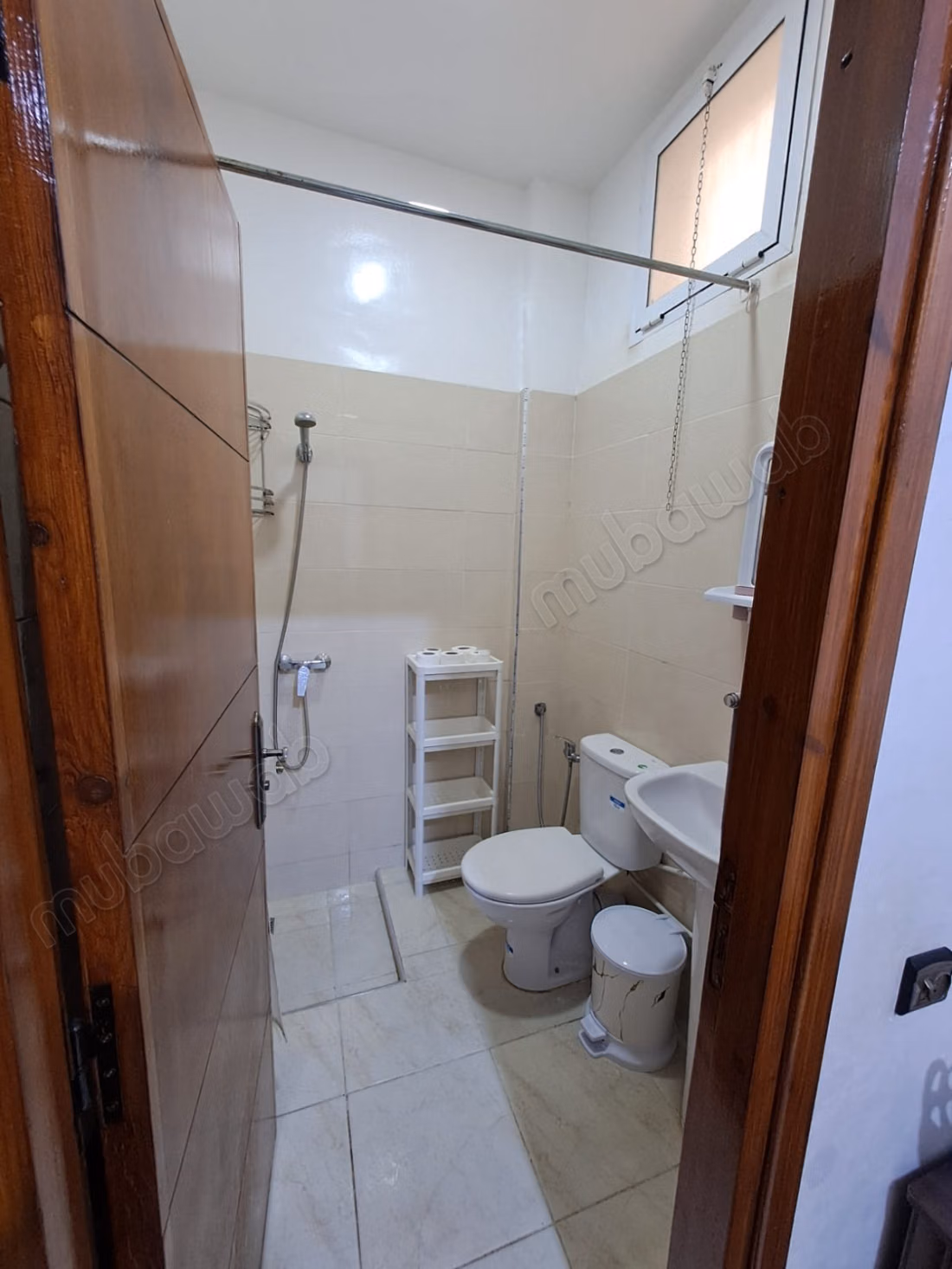 Apartamento en alquiler en Al Wifaq. 1 Habitación. Bien amueblado
