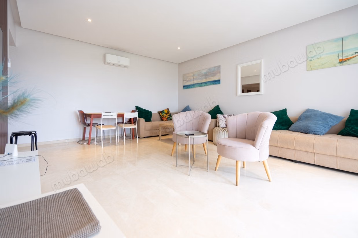 Affitto di un appartamento in Ain Diab Extension. 2 belle camere. Ben arredato