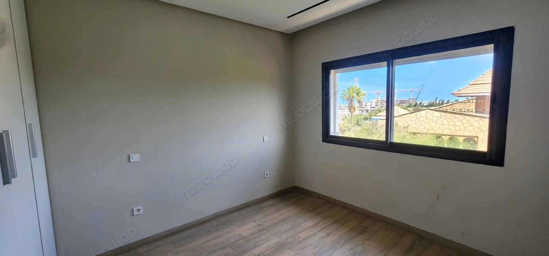 IN VENDITA – Appartamento Lussuoso di 188 m²