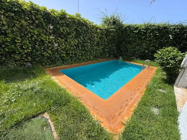 Magnifique rez de jardin