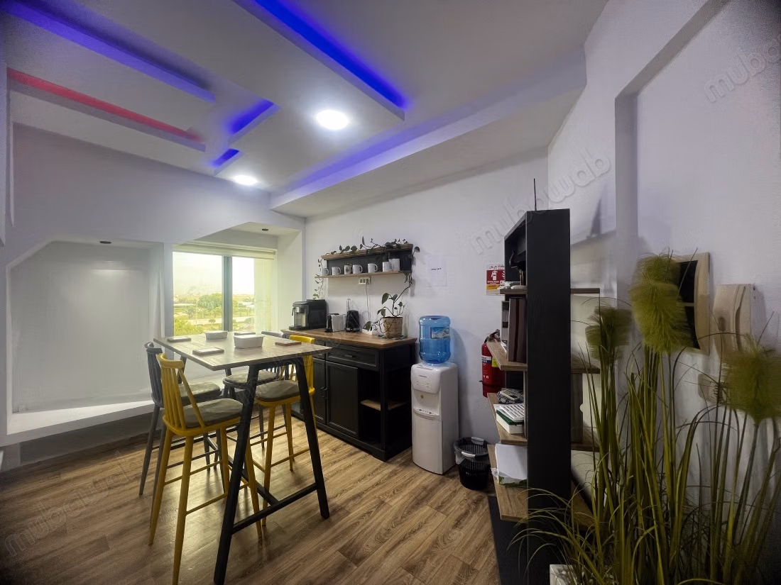 In affitto ufficio di 345 m² in H10 al Lago 1