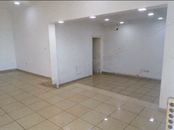 Beautiful apartment for rent in El Aouina. 2 rooms. Secured 24/7