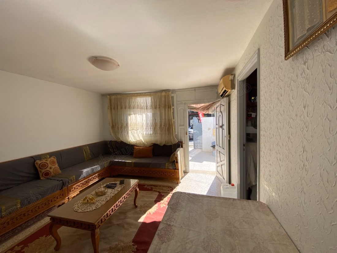 À vendre Maison indépendante s2 a cite merdes