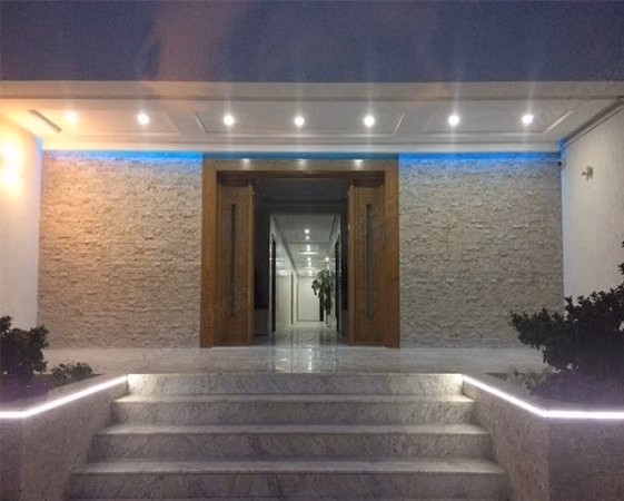 Appartement S3 Haut Standing 188m² – Ennasr 2