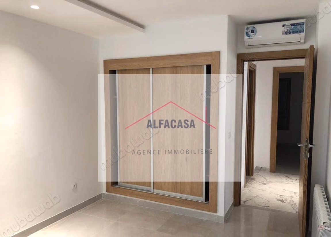 For rent an S2 apartment in Aouina
