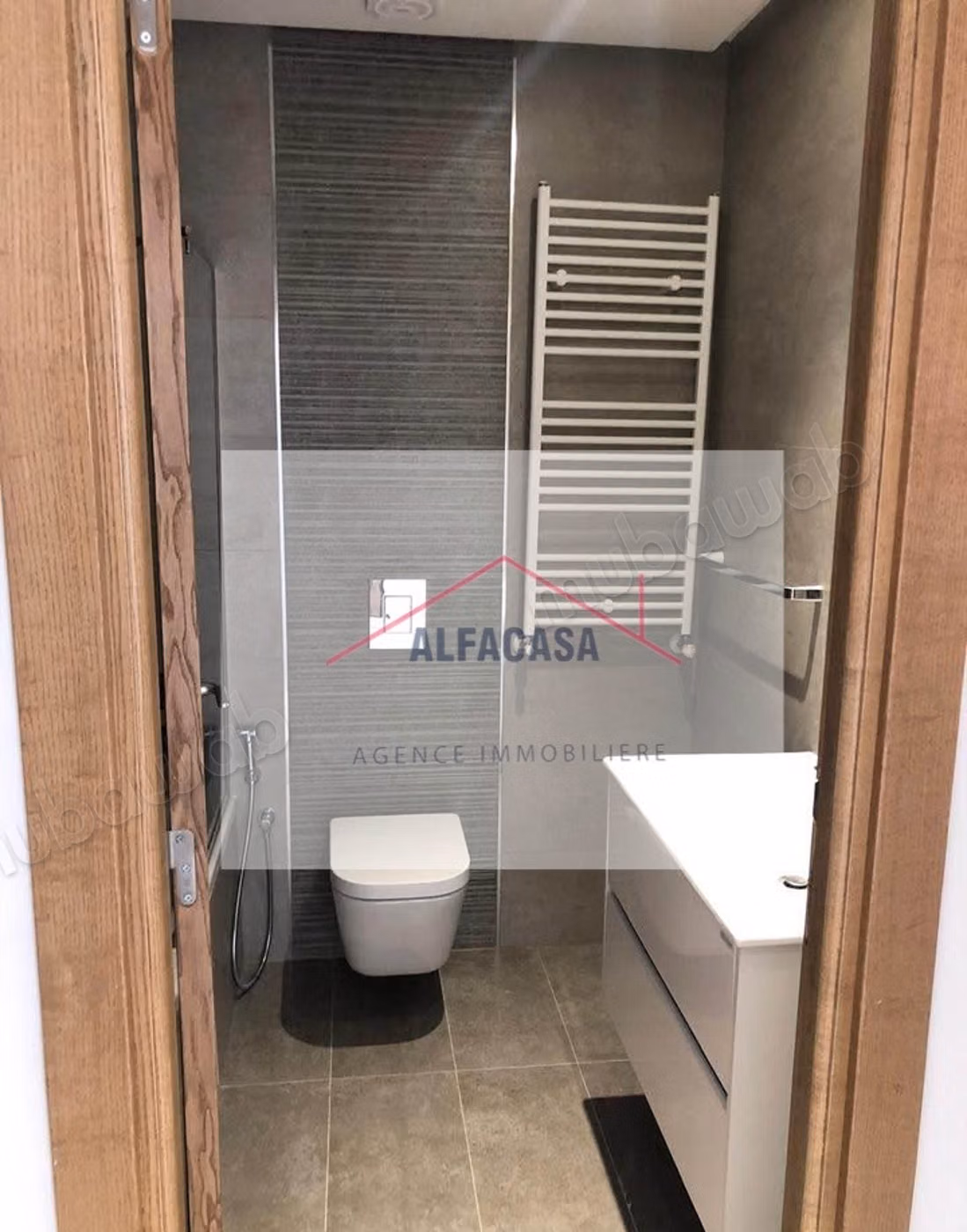 For rent an S2 apartment in Aouina