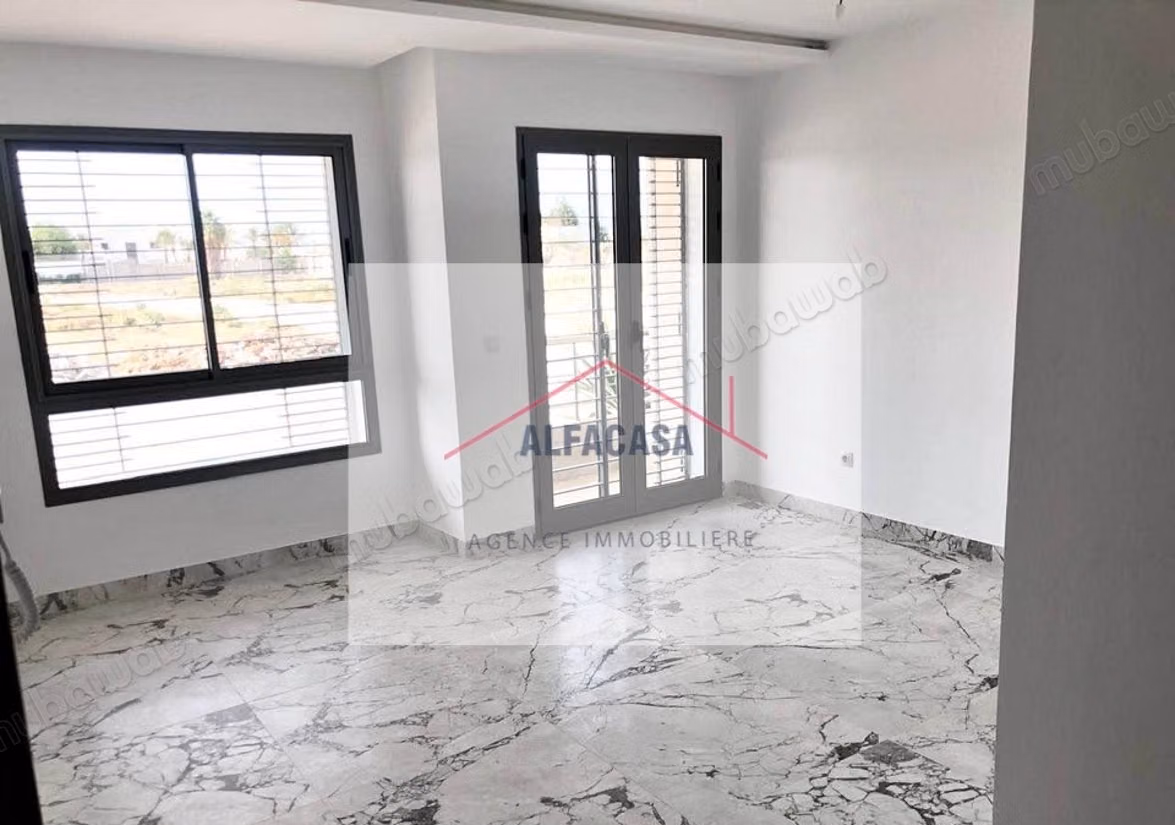 For rent an S2 apartment in Aouina