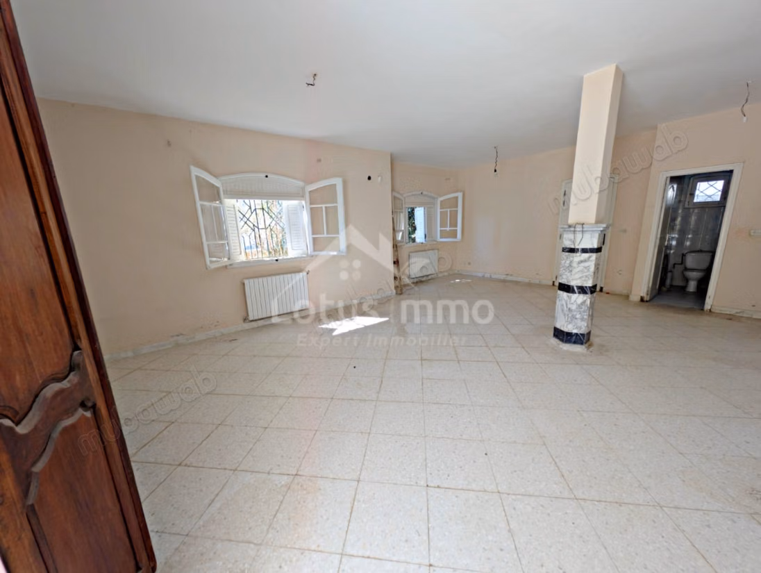 For Sale Villa S4 in Cité Ghazela