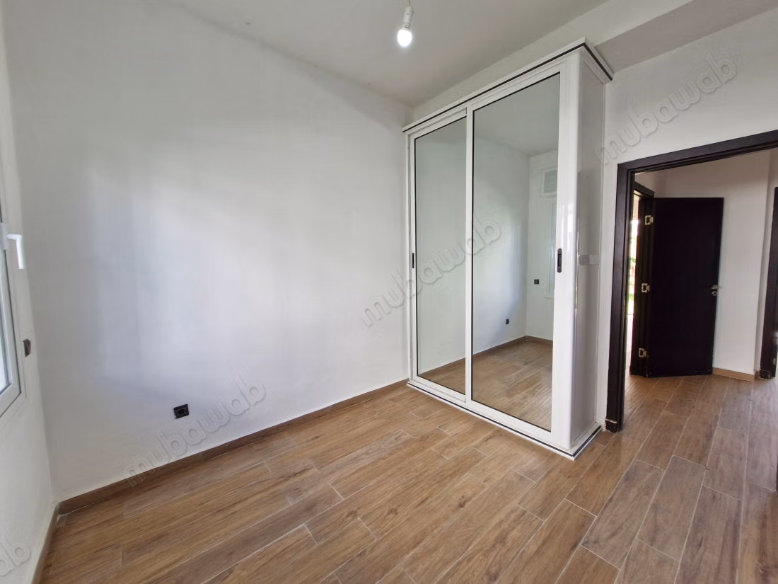 Verkoop van een mooi appartement in Achakar. 6 comfortabele kamers. Zwembad