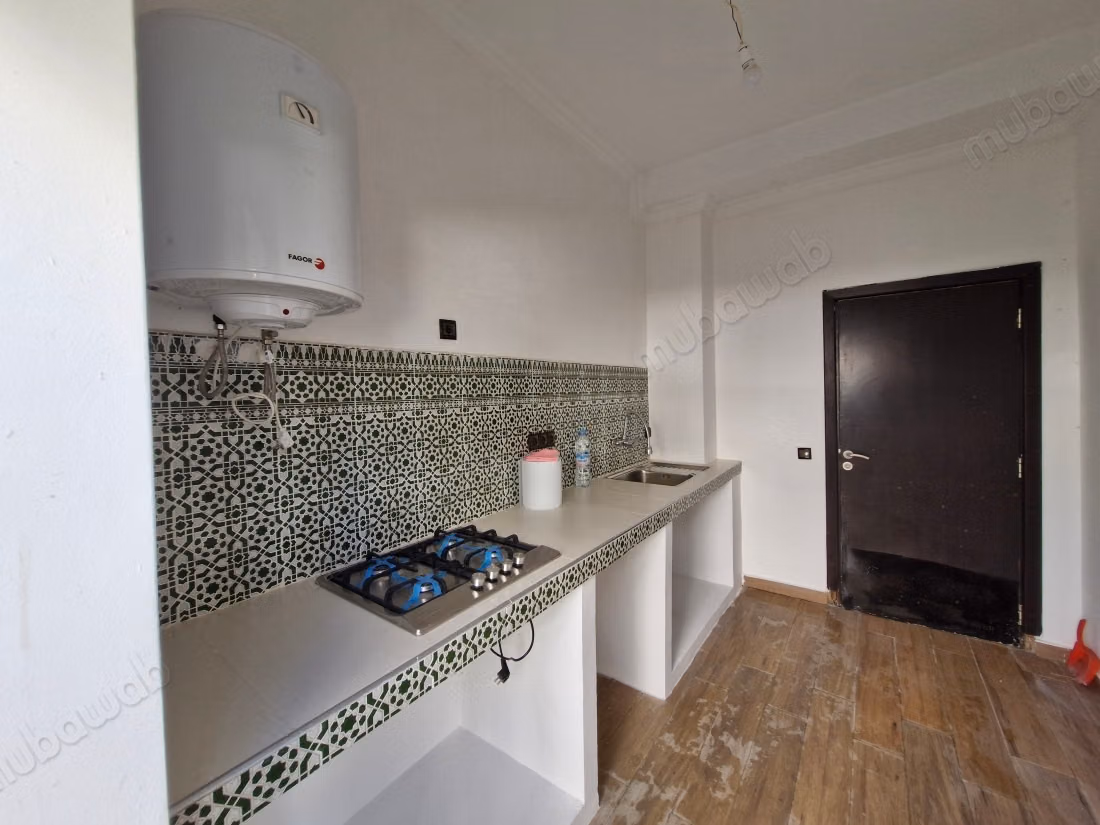 Verkoop van een mooi appartement in Achakar. 6 comfortabele kamers. Zwembad