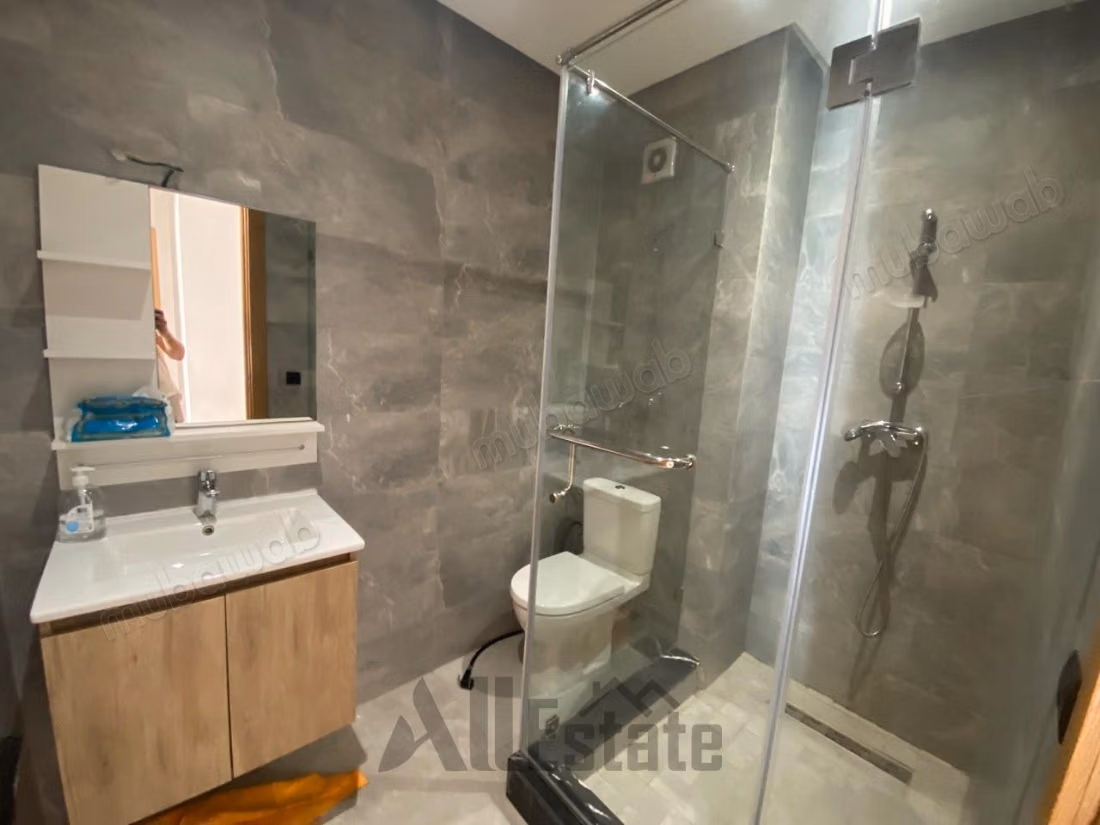 Appartement vide à louer – Almaz / AMBAR