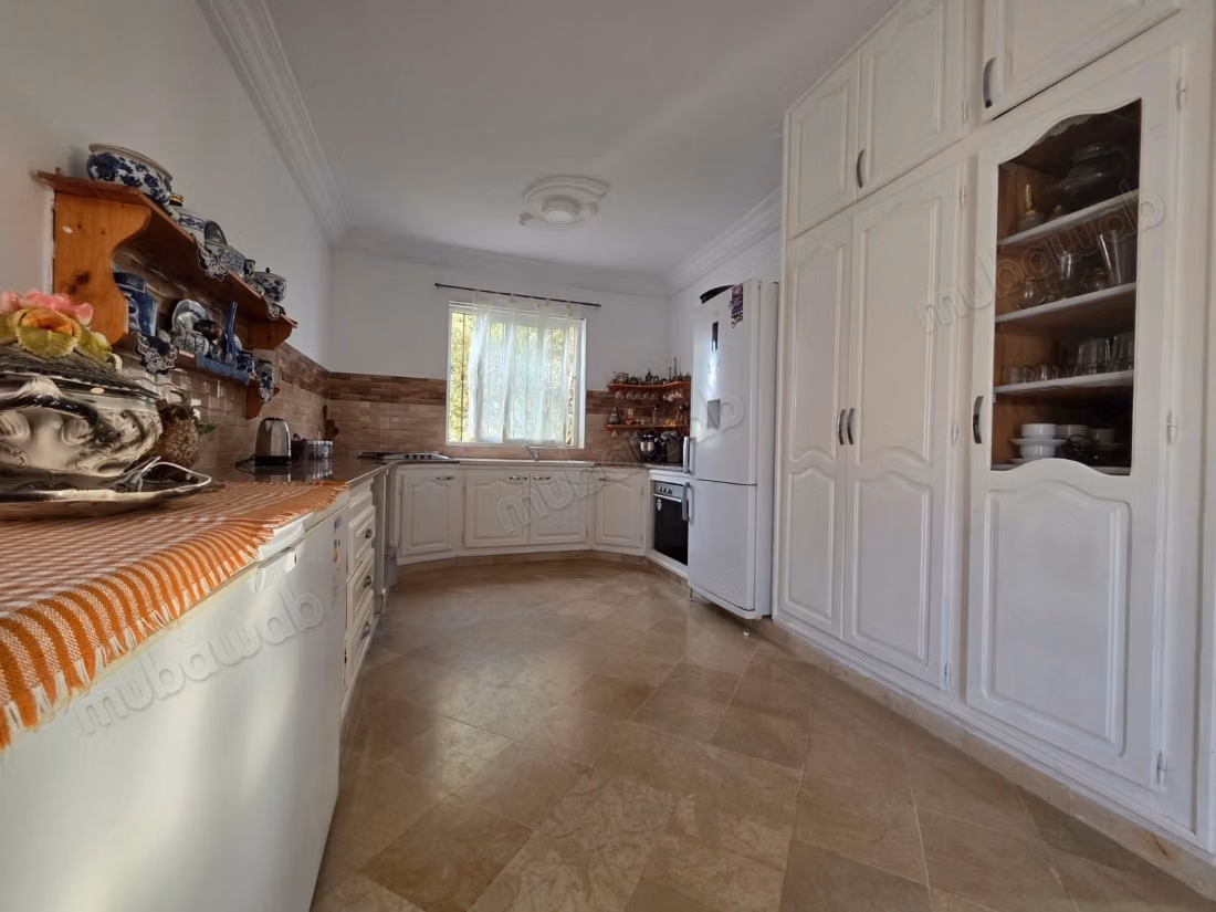 House for sale in Bni Nefaa with a Spacious Garden