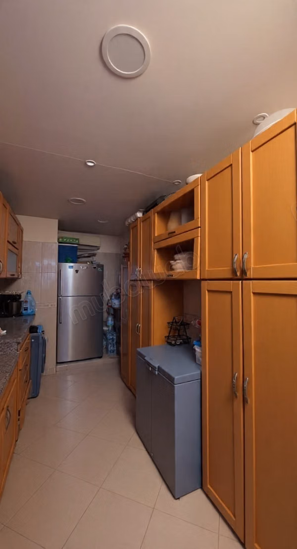 Apartment for sale in Tabriquet. 3 large rooms. Terrace and elevator