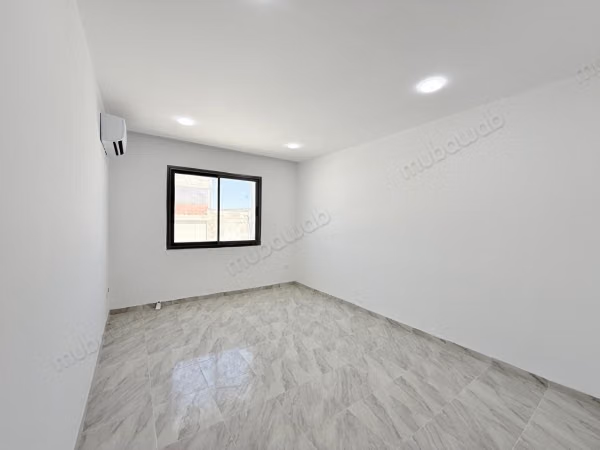 Location d'un bureau A3au lac3