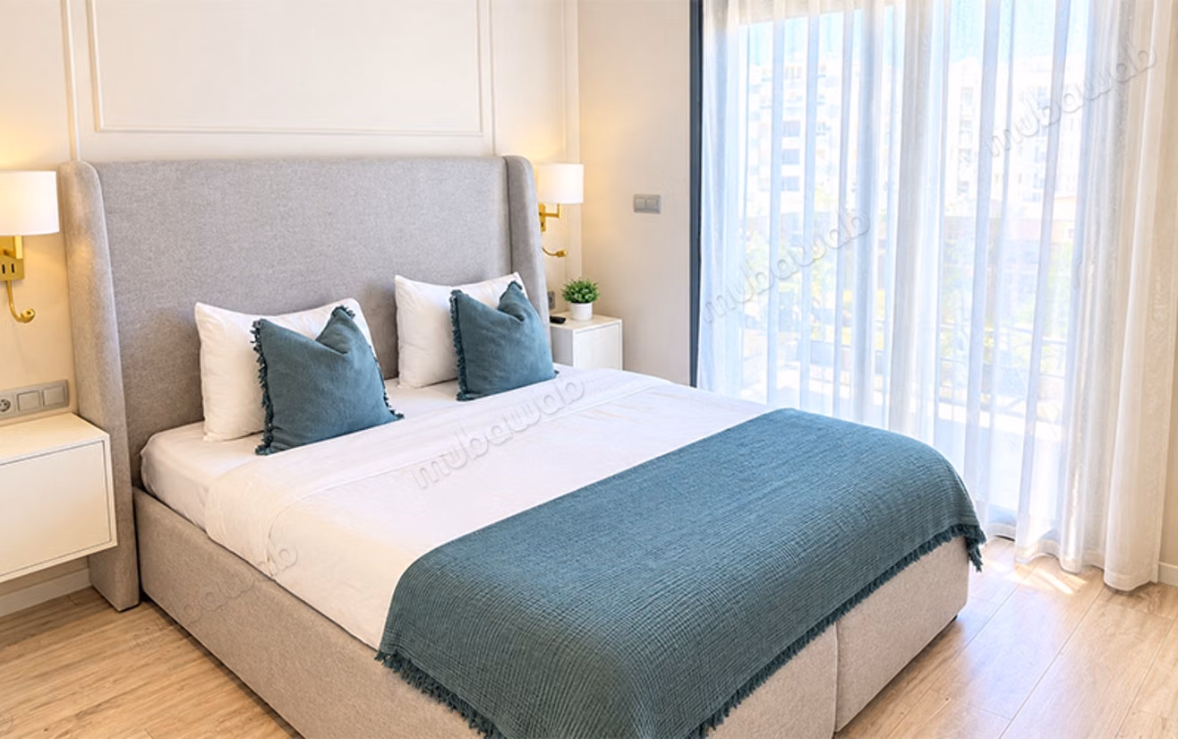 Luxe Gemeubileerd Appartement met Zeezicht