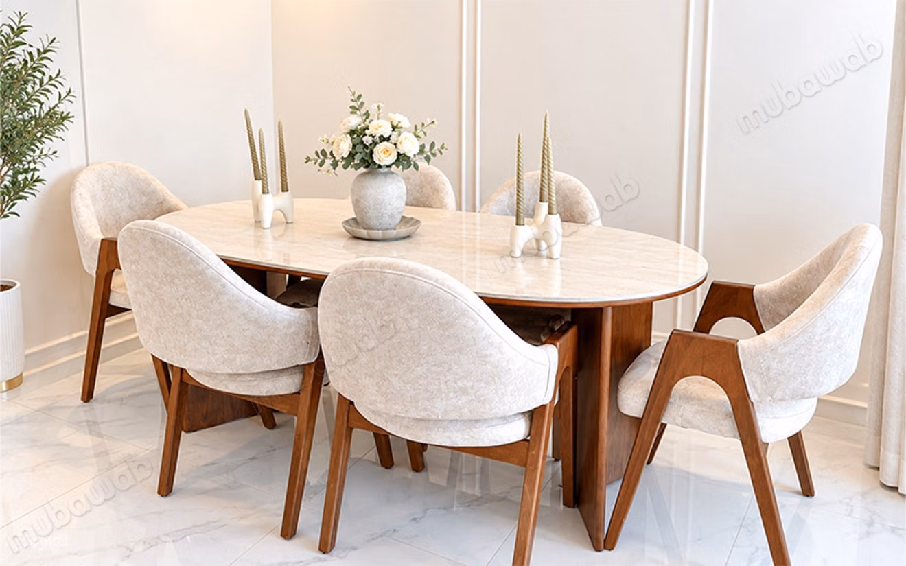 Luxe Gemeubileerd Appartement met Zeezicht