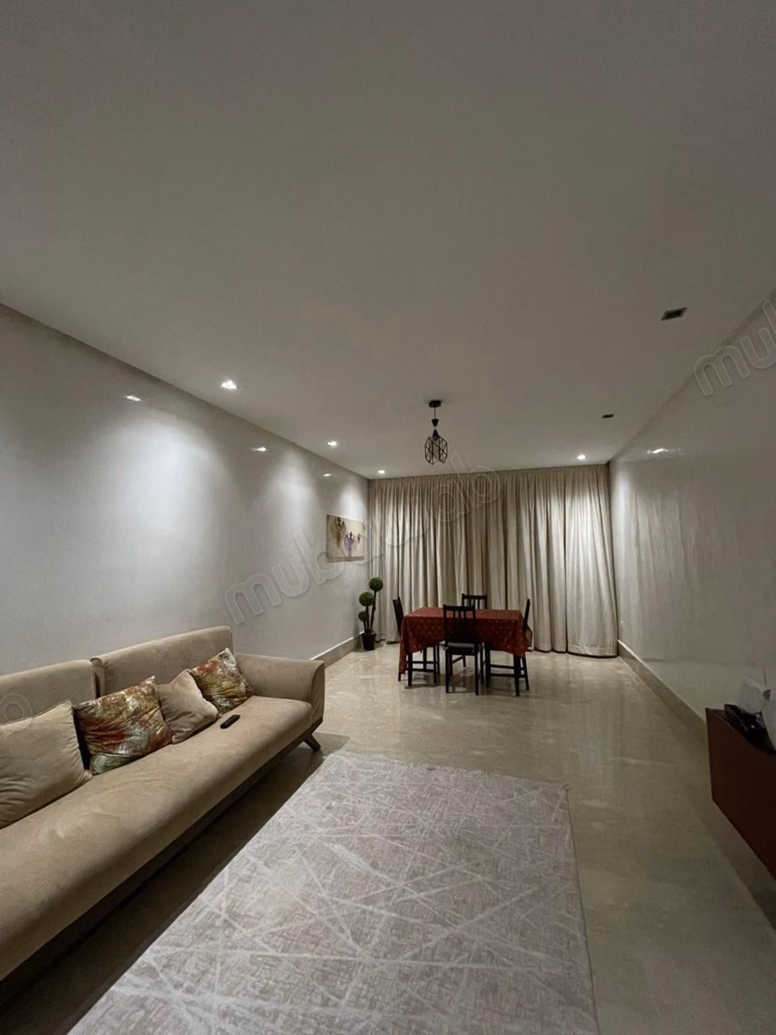 Very nice apartment for rent in Ferme Bretonne Hay Arraha. 1 Living area. Ample storage space