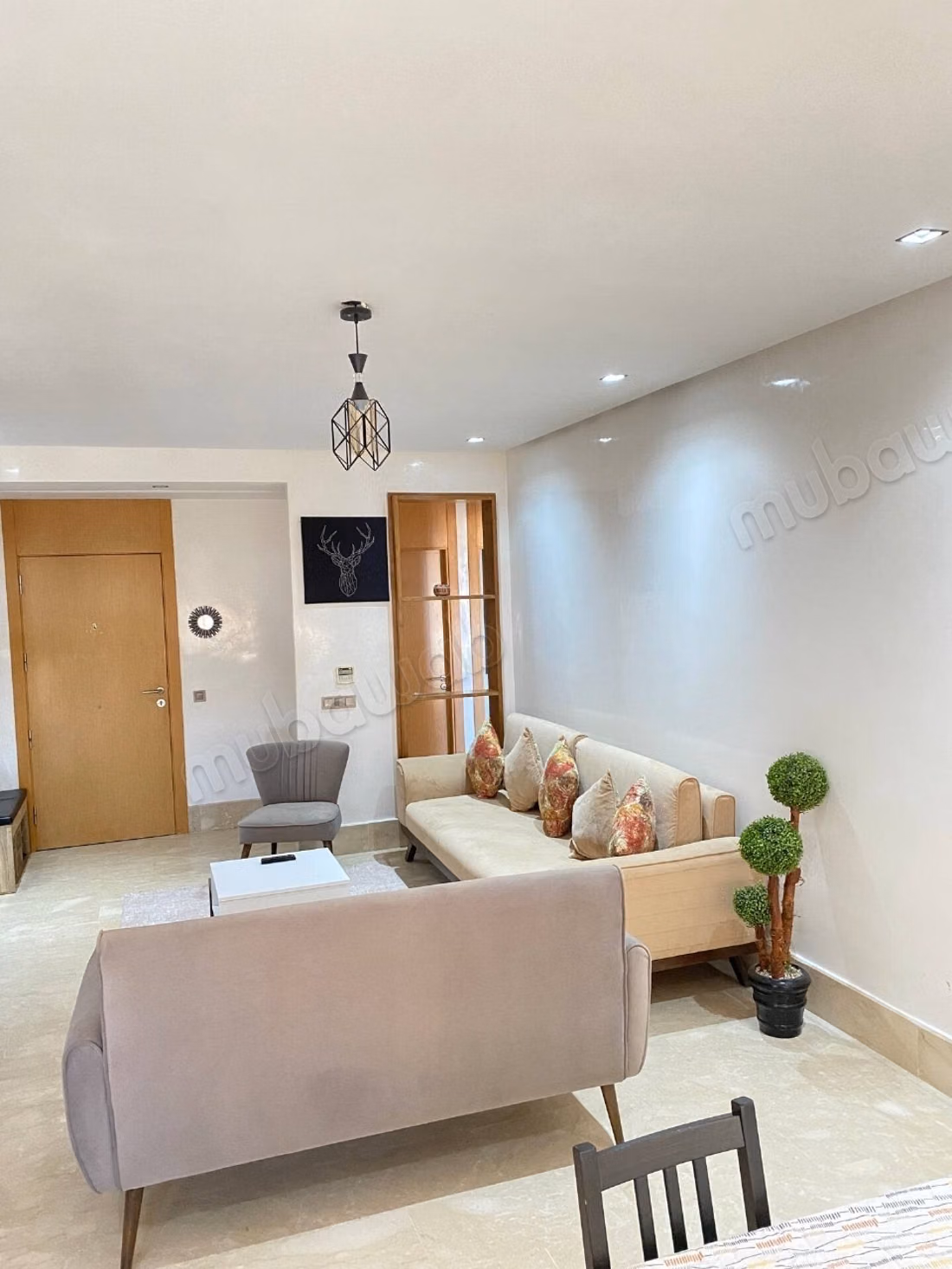 Very nice apartment for rent in Ferme Bretonne Hay Arraha. 1 Living area. Ample storage space