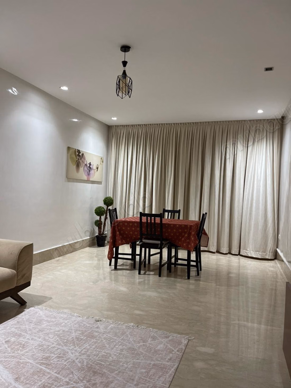 Very nice apartment for rent in Ferme Bretonne Hay Arraha. 1 Living area. Ample storage space