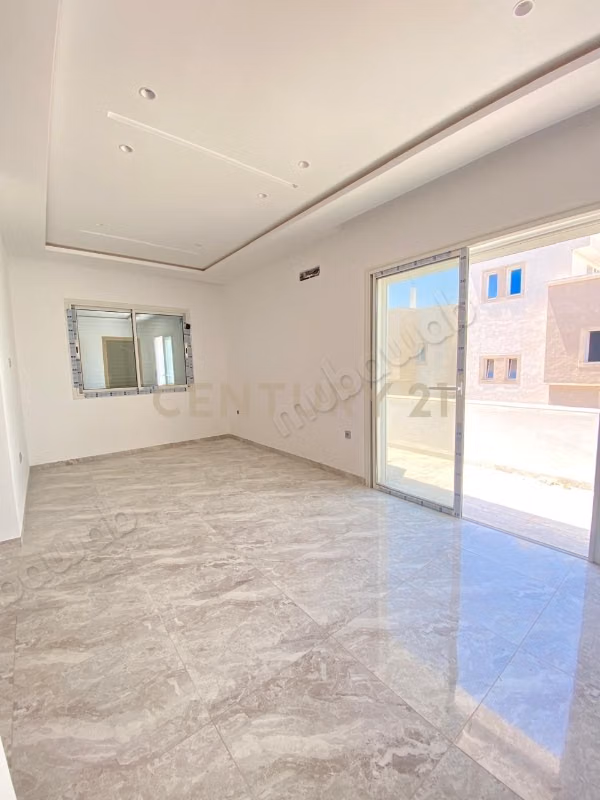 À louer étage de villa s1 neuf à cité mora nabeul