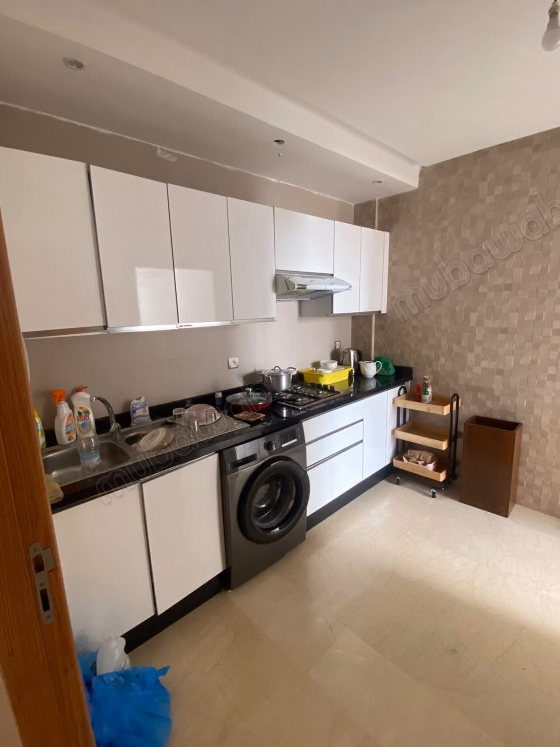 For rent – superb furnished apartment in Mansouria