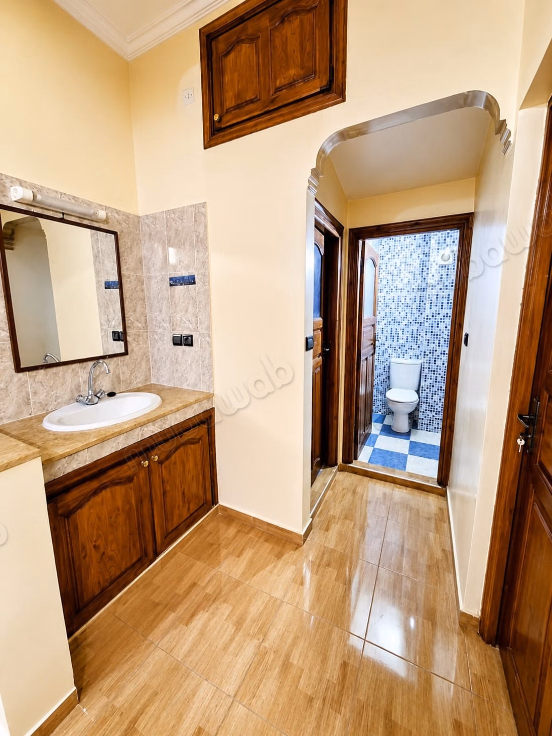 Appartement à louer à Ouarzazate. 
2 chambres agréables. 
Bien meublé