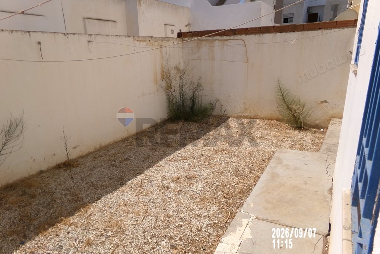 للايجار فيلا S2 في حي شاكر، رواد
