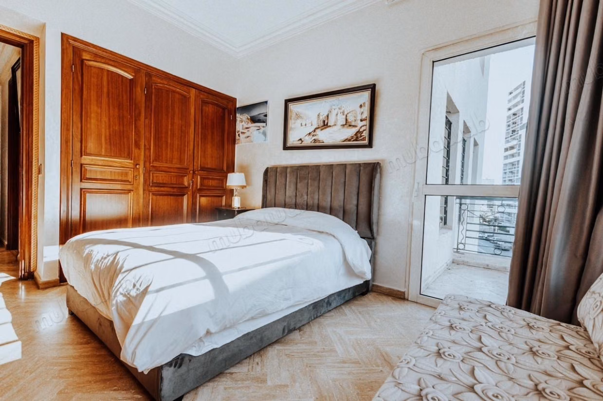 À LOUER – Appartement rénové de standing, Maârif Extension, Casablanca