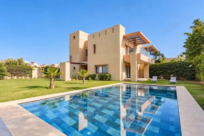 Superbe villa avec piscine LLD vue sur Golf NORIA