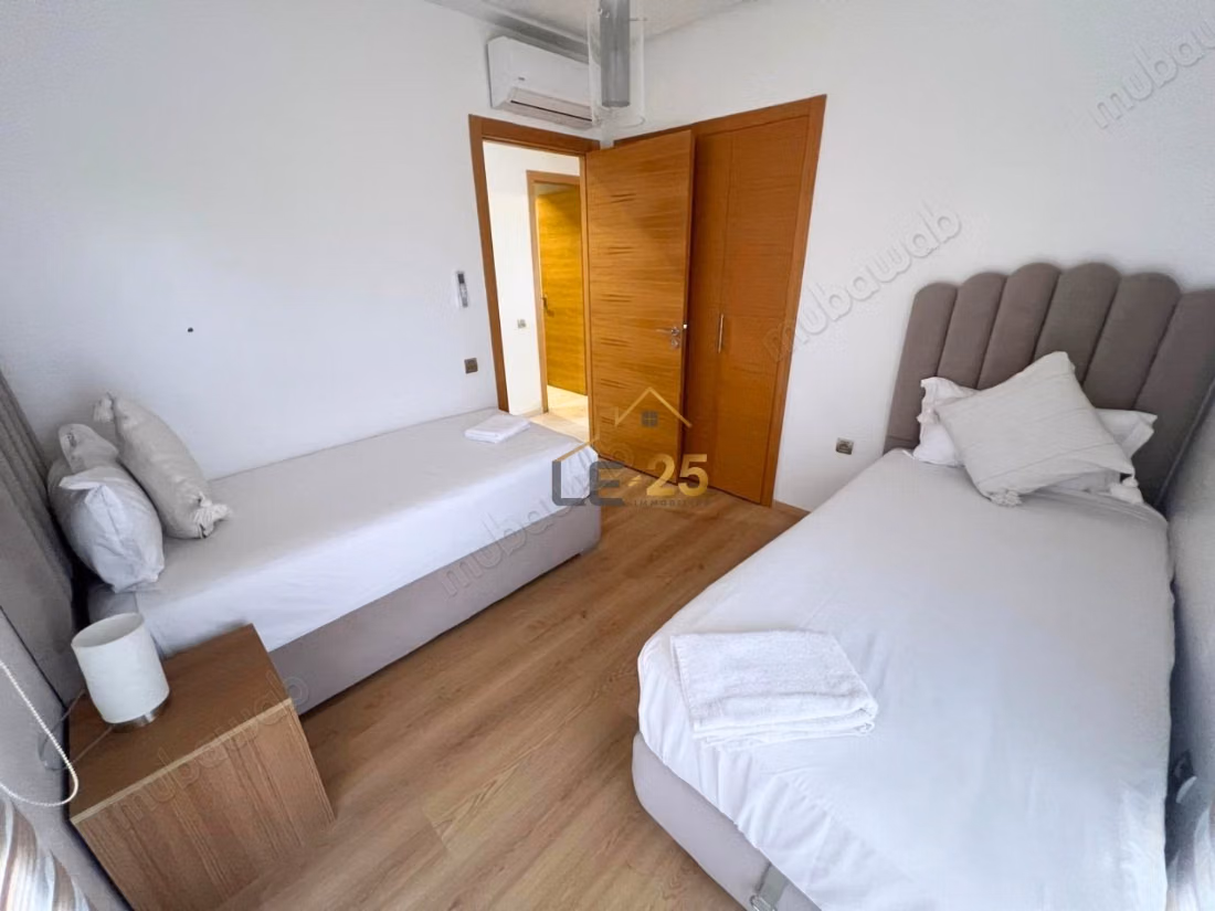 3 Slaapkamer Appartement met Zwembad in Agdal