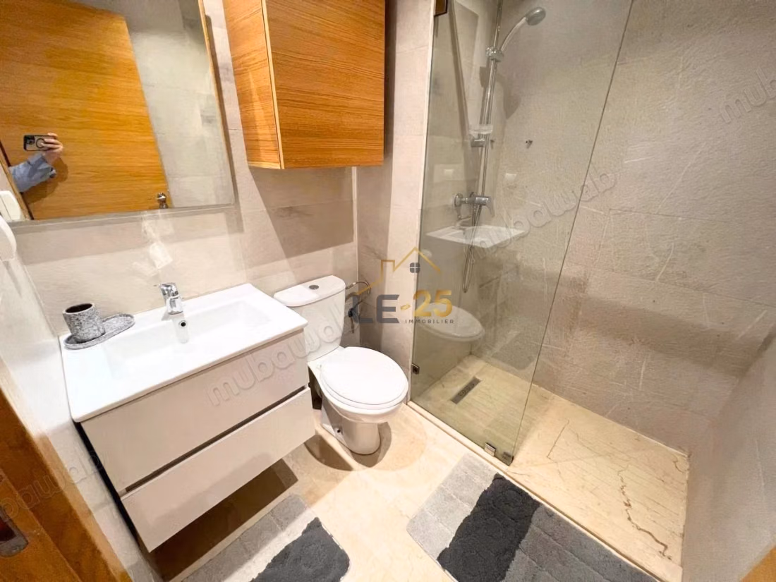 3 Slaapkamer Appartement met Zwembad in Agdal
