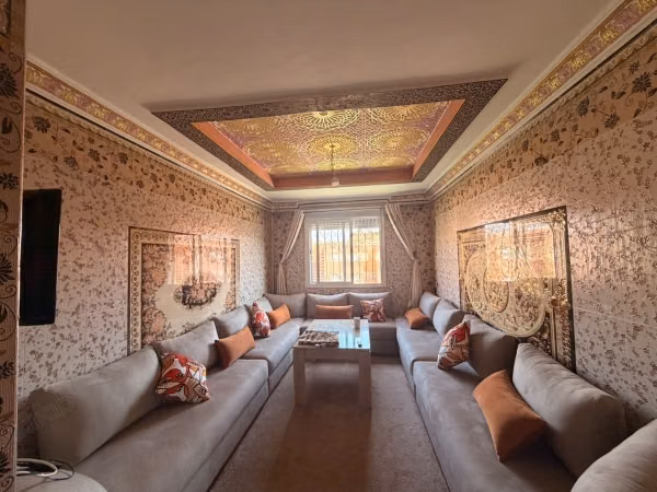 Beautiful 2-bedroom furnished apartment