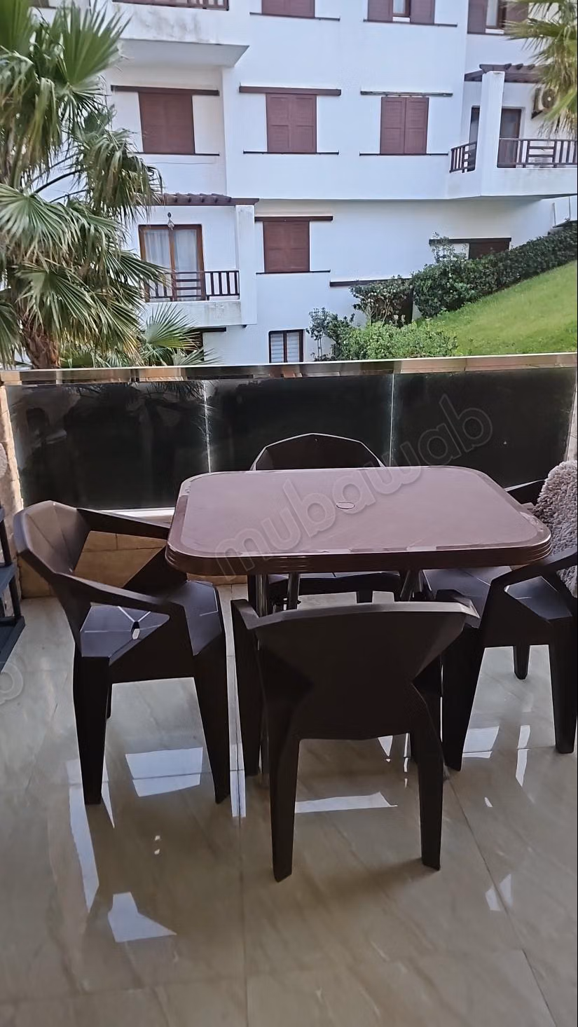 Apartment for sale in Cabo Negro. 3 large rooms. Well furnished
