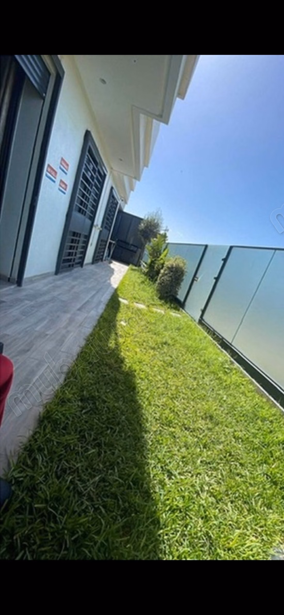 Beautiful apartment for sale in California. Area 125 m². Residence with concierge, central air conditioning