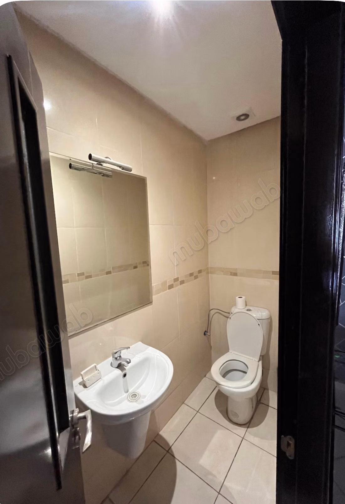 Appartement fabuleux à vendre à Moujahidine. Superficie de 76 m². Grand espace de stockage