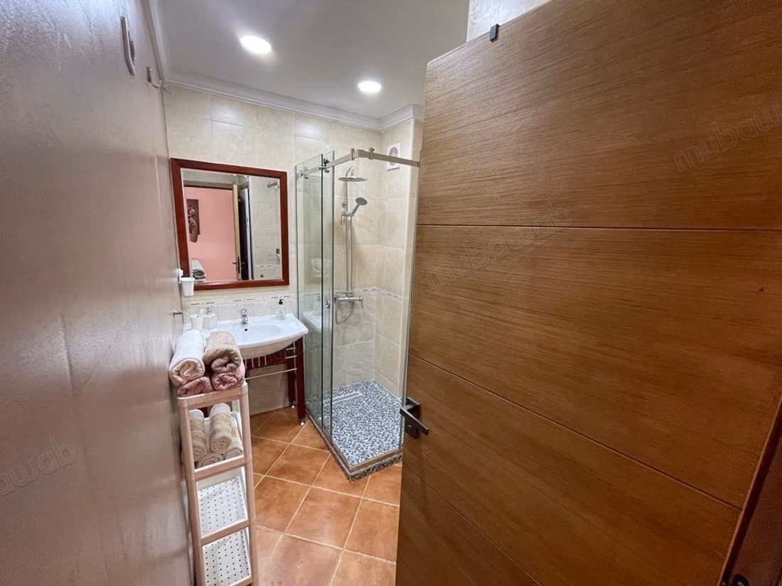 Amplio apartamento en venta con vista al mar