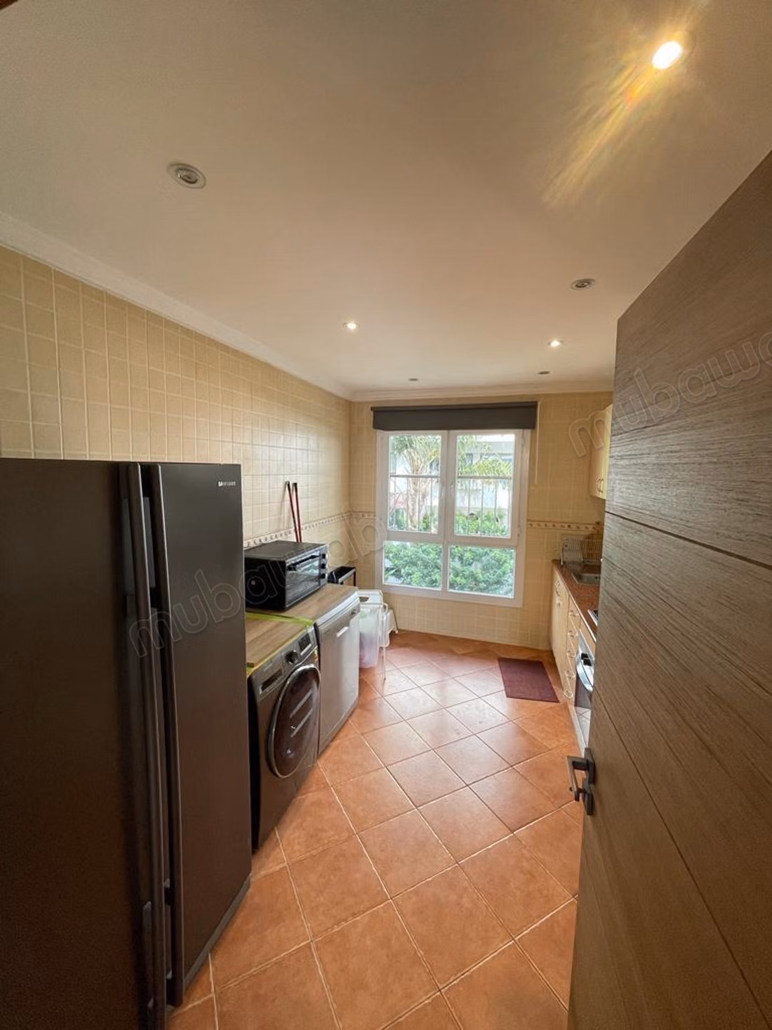 Amplio apartamento en venta con vista al mar