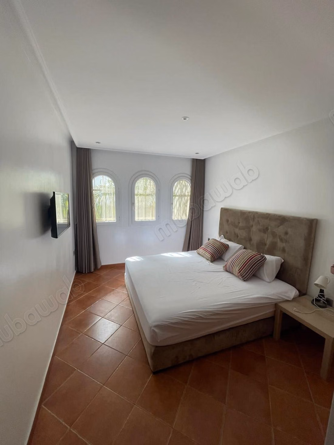 Amplio apartamento en venta con vista al mar