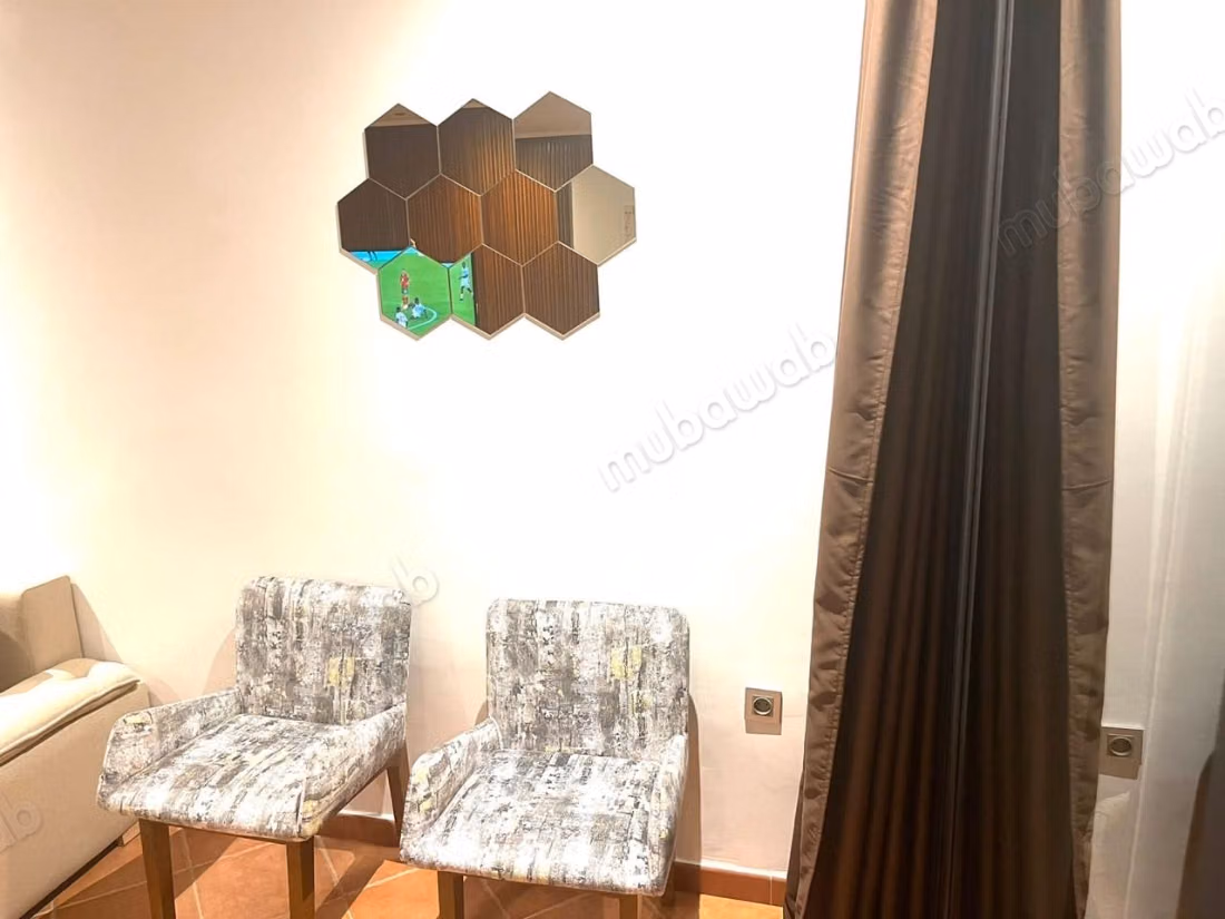 Amplio apartamento en venta con vista al mar