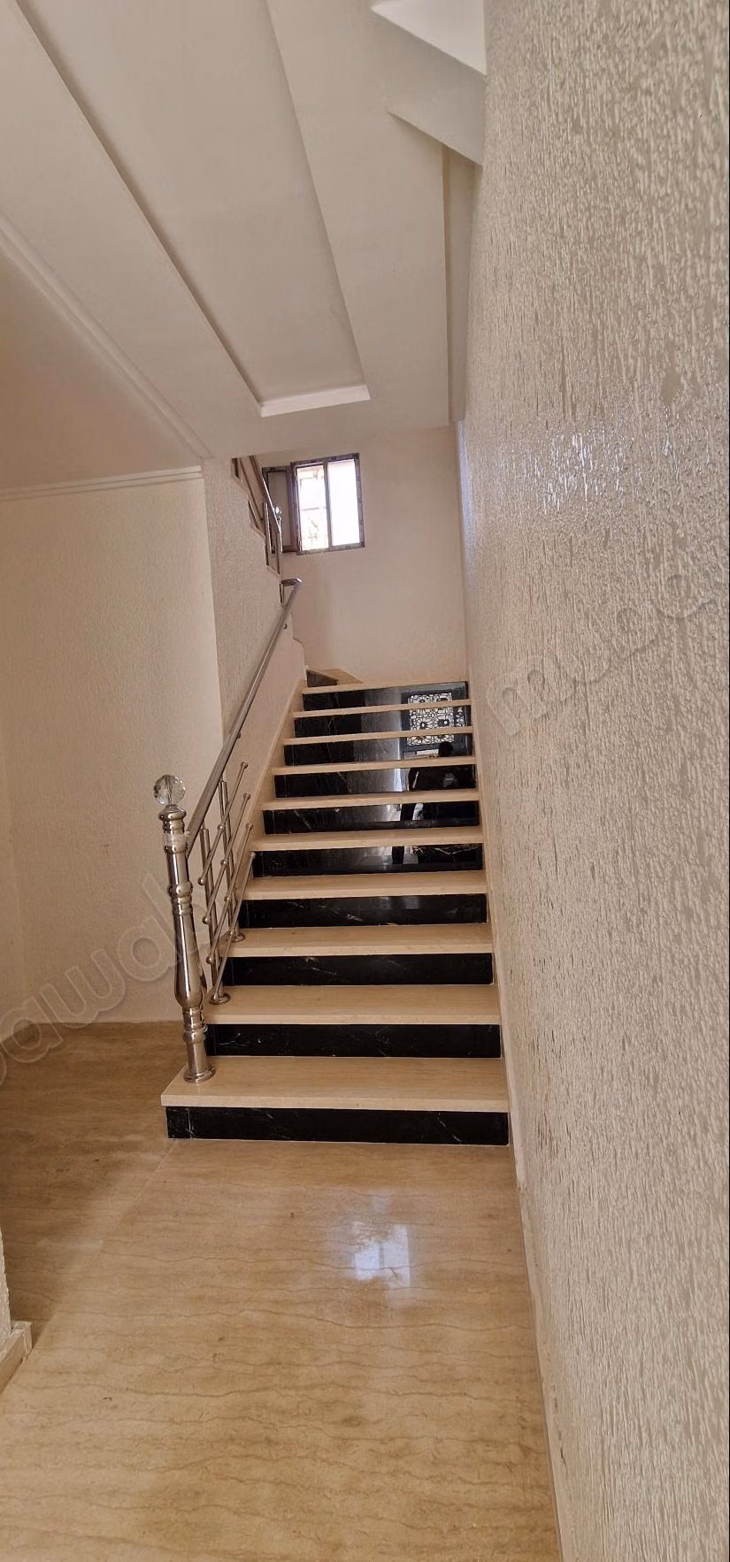 Apartamento en venta en el barrio Liroche. 3 habitaciones. Salón marroquí auténtico