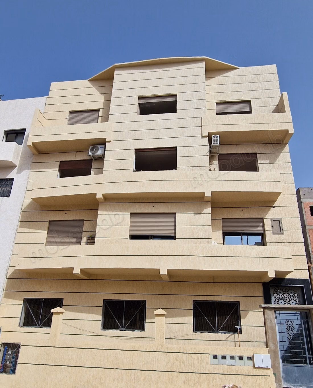 Apartamento en venta en el barrio Liroche. 3 habitaciones. Salón marroquí auténtico