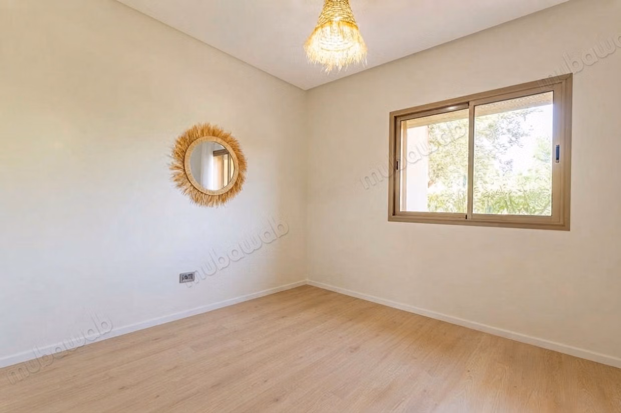 Apartamento T4 sin amueblar en alquiler en Prestigia